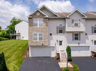 236 Manor View Dr, Manor, PA 15665