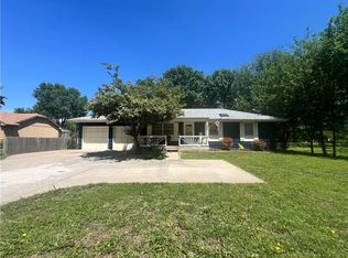 508 NW 15th St, Blue Springs, MO 64015