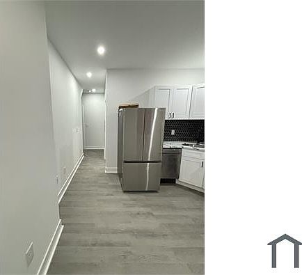 2nd image of 3744 N 9th St #1