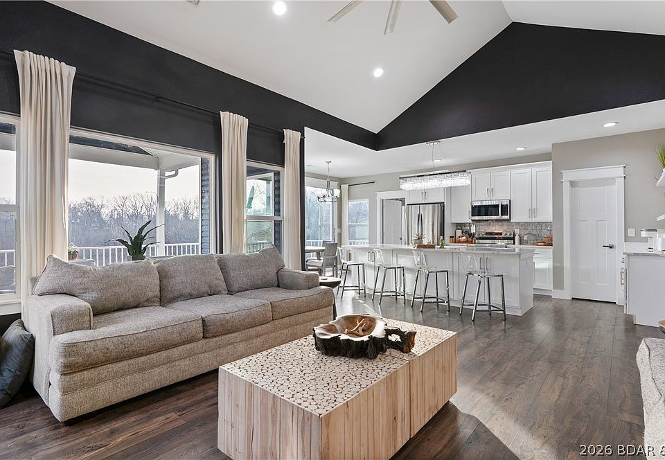 1st image of 190 Flynn Rd