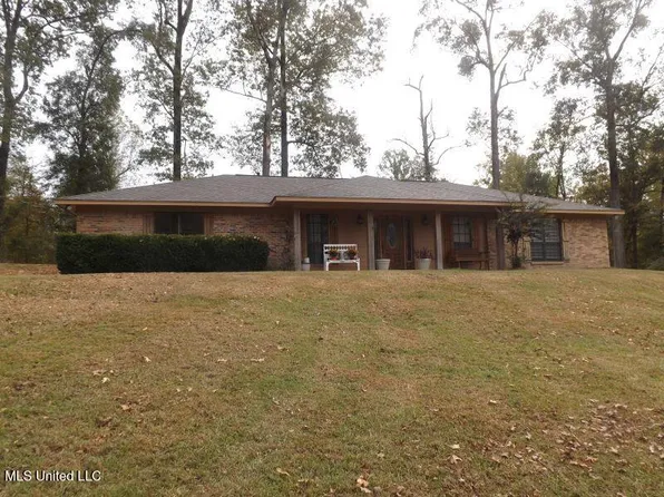 113 Westwood Dr, Vicksburg, MS 39183