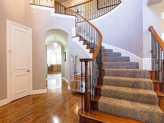4th image of 4605 Portsmouth Ct