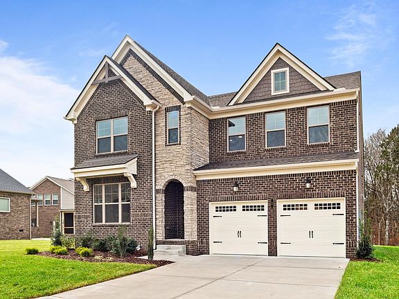 The Everly C Exterior