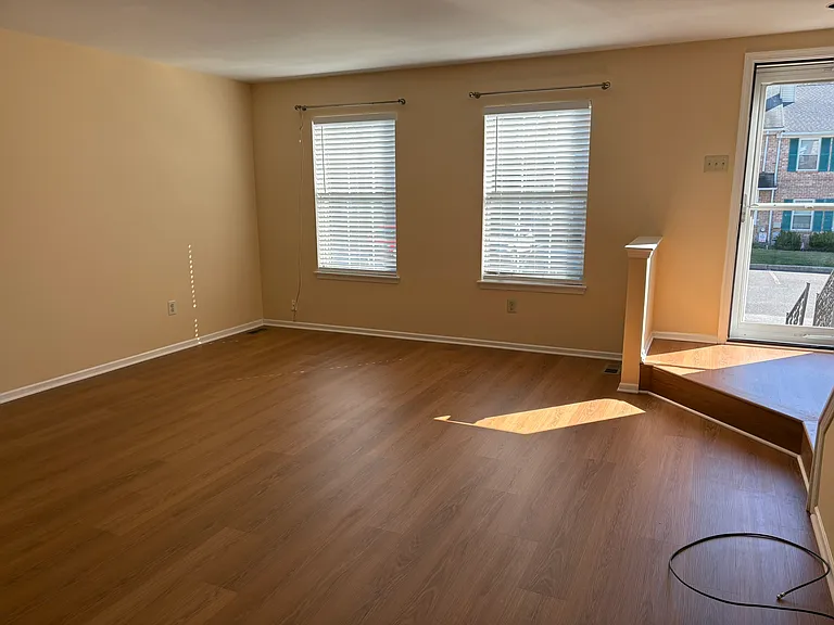 272 Lexington Rd — Photo 20