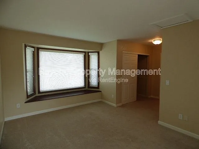 521 Vicki Pl — Photo 11