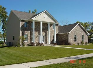 341 Norwich Ct, Munster, IN 46321