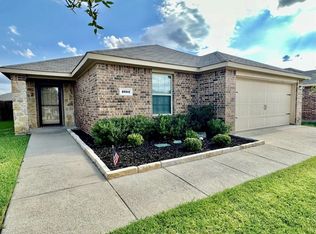 1052 Decker Dr, Fate, TX 75189