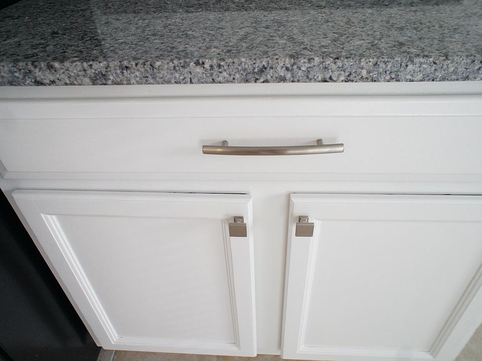 686 Eleven Mile Rd, photo 26