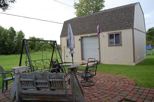 3rd image of 304 Wayside Dr