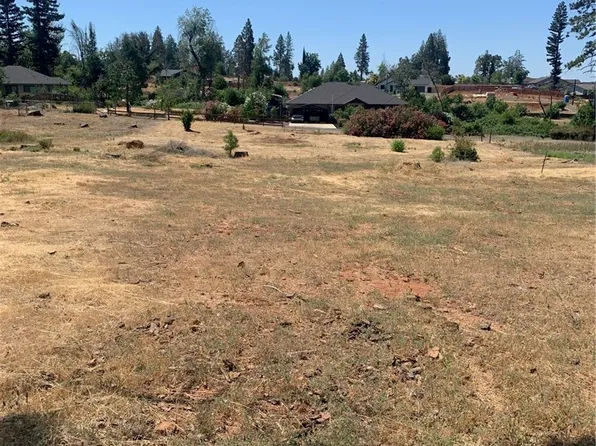 726 Edwards Ln, Paradise, CA 95969