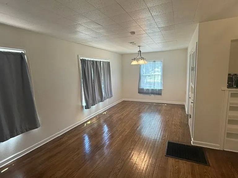 1210 S Hayden St — Photo 5