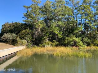 9-9R 15th St SW, Oak Island, NC 28465