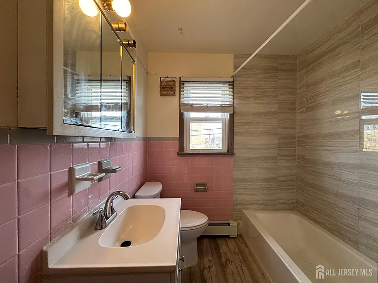 34 Carteret Ave #2 — Photo 6