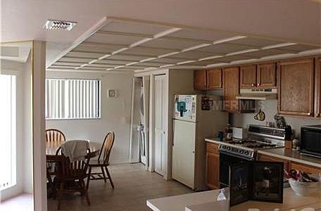 2nd image of 808 Magnolia Pl