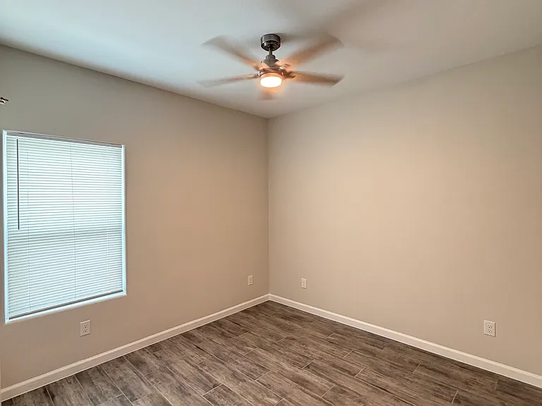 3708 Ventura Ave #2 — Photo 13