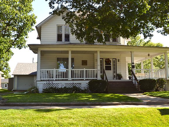 2nd image of 111 E Henderson St