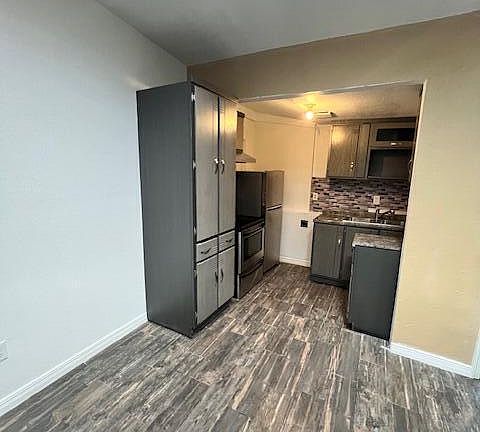 5th image of 359 Mary Jeanne Ln #B