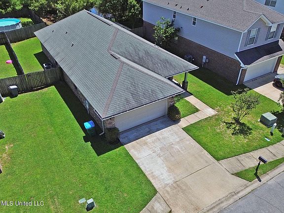 4th image of 3822 Timber Lake Dr