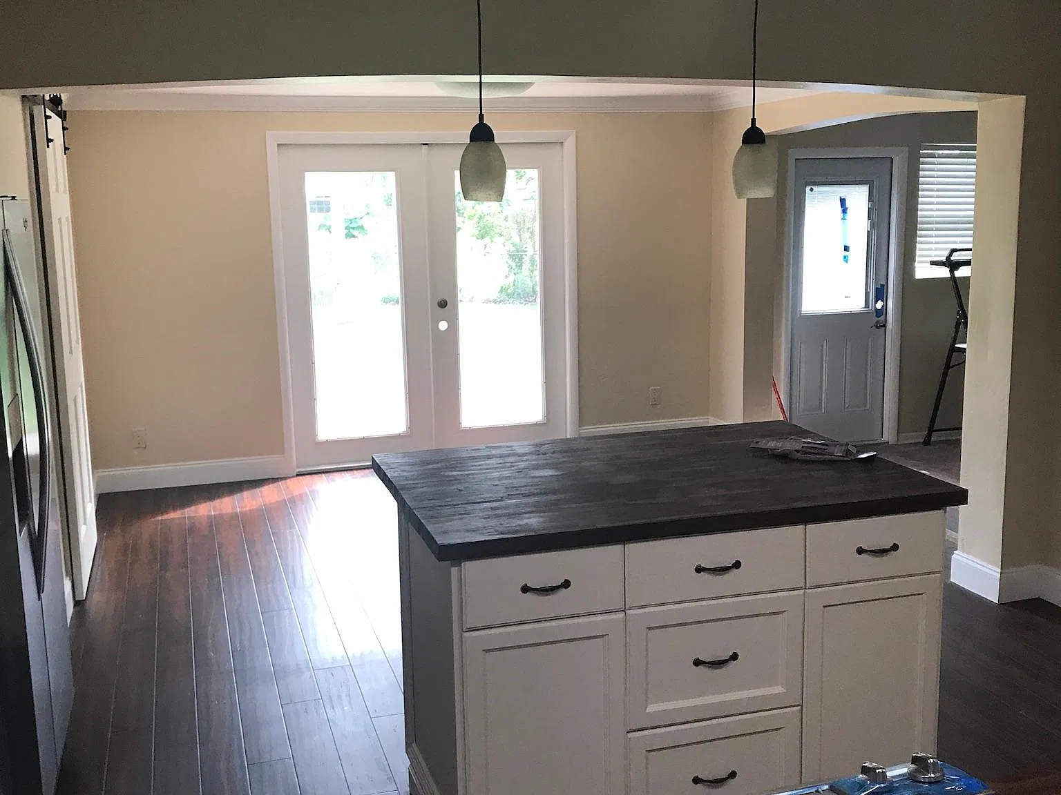 737 Cinnamon Rd — Photo 2