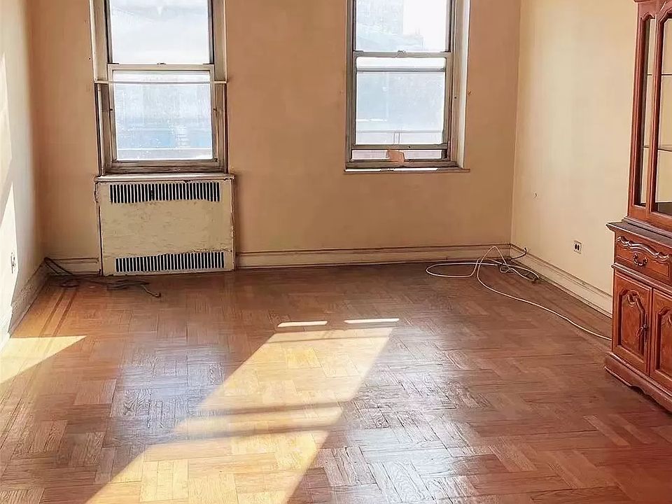 2nd image of 143-07 Sanford Ave #4D