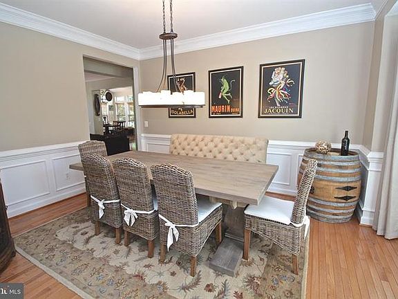 5th image of 6432 Morven Park Ln