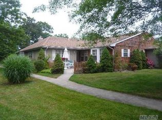 148 Revere Dr, Sayville, NY 11782