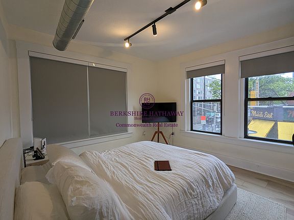 5th image of 494 Massachusetts Ave #2