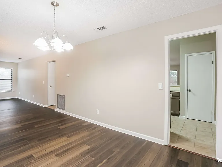 6507 Diamond Leaf Ct S — Photo 7