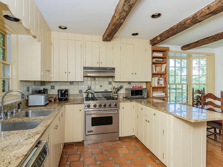 17 Island Rd — Photo 11
