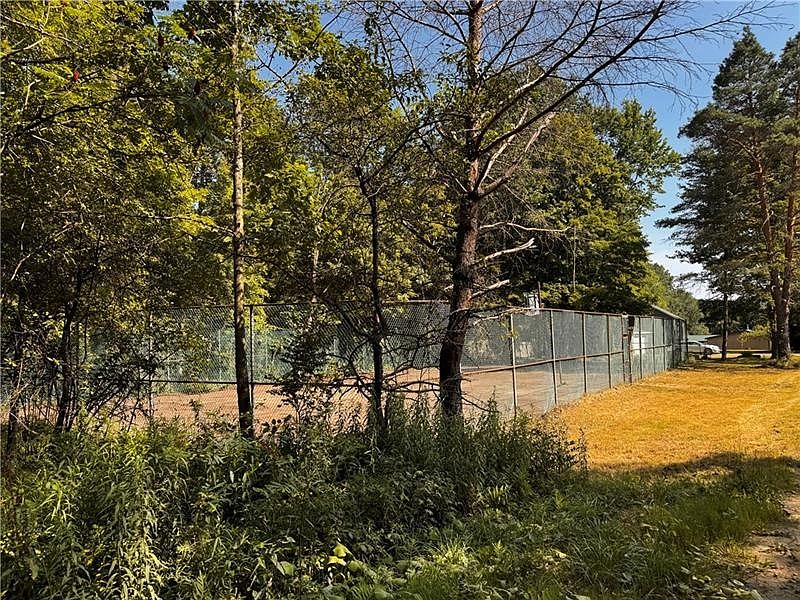1st image of 614-637 Weed Rd #638