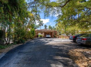 1020 N Northlake Dr, Hollywood, FL 33019