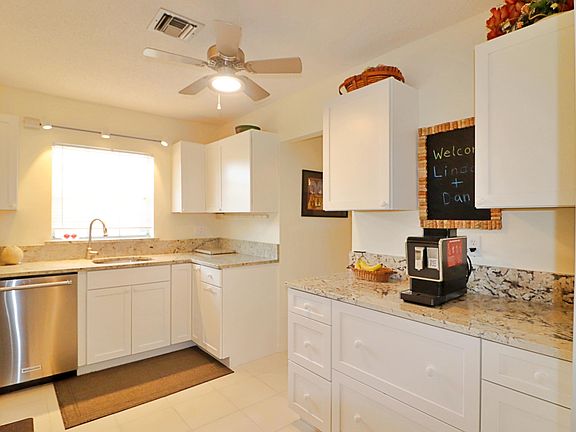 4th image of 1217 S Lakes End Drive #A-2