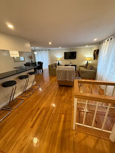 24 Alden Ave #1 Photo 1