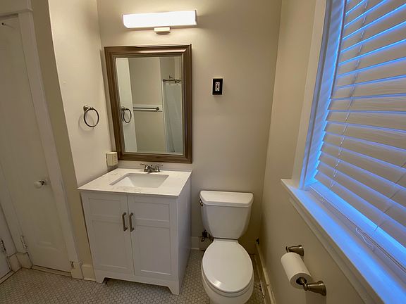 4th image of 4553 Arco Ave #A