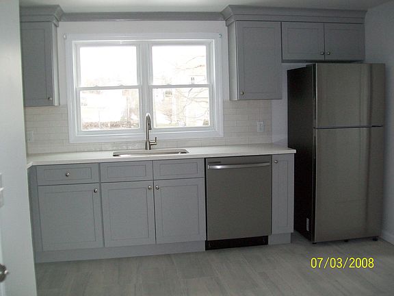 5th image of 6 Geissler Dr #6