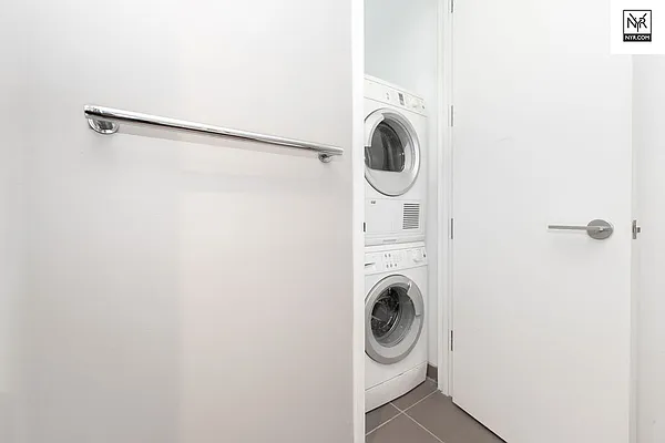 Rented by New York Residence | media 51