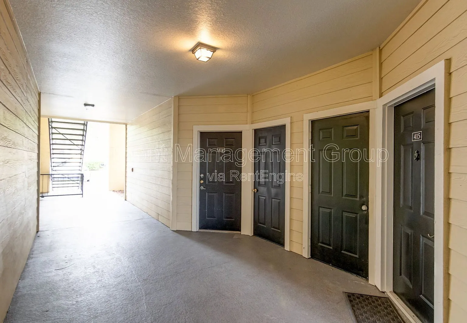 1 bed, 1.0 bath, 854 sqft, $1,248 — Photo 3