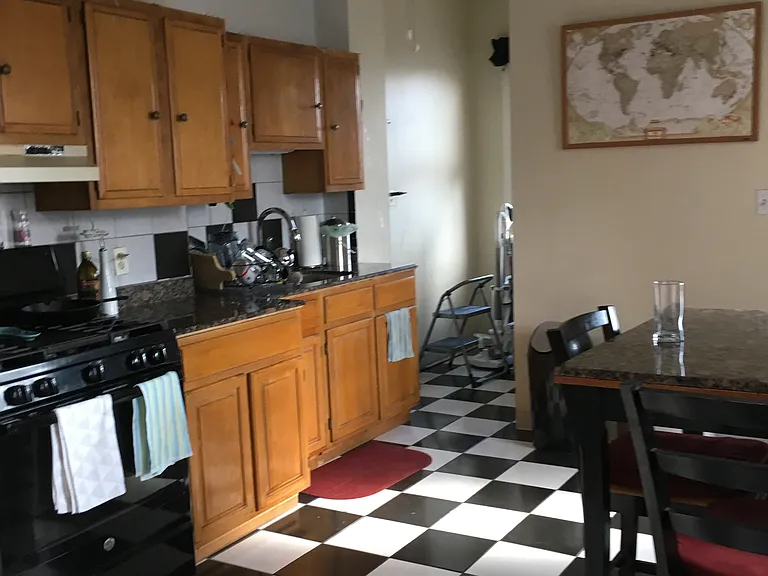 125 London St — Photo 4