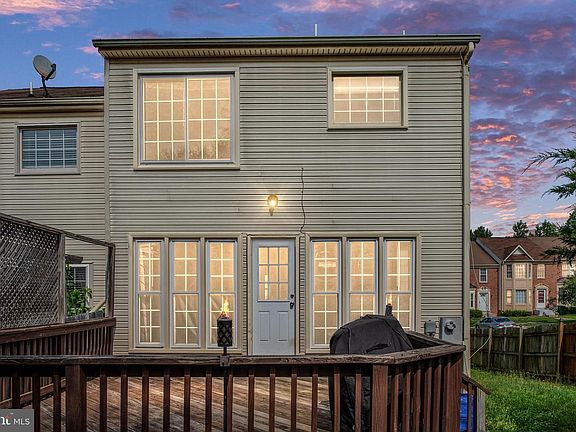 2nd image of 410 Fair Oaks Ave