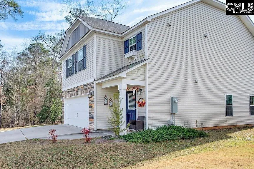 3 bed, 1852 sqft, $2,300 — Photo 3