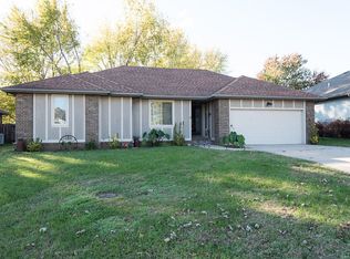 653 S Sparks Ave, Springfield, MO 65802