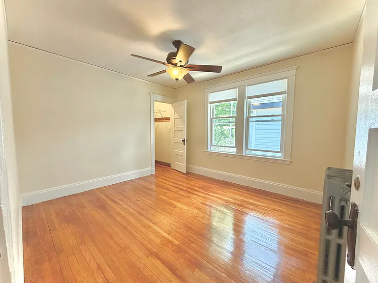 Bedroom 2: walk-in closet