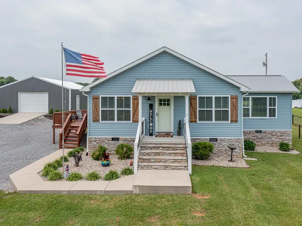 402 Alton Hill Rd, Lafayette, TN 37083