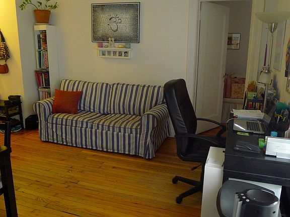 2nd image of 309 W 109th St APT 1G