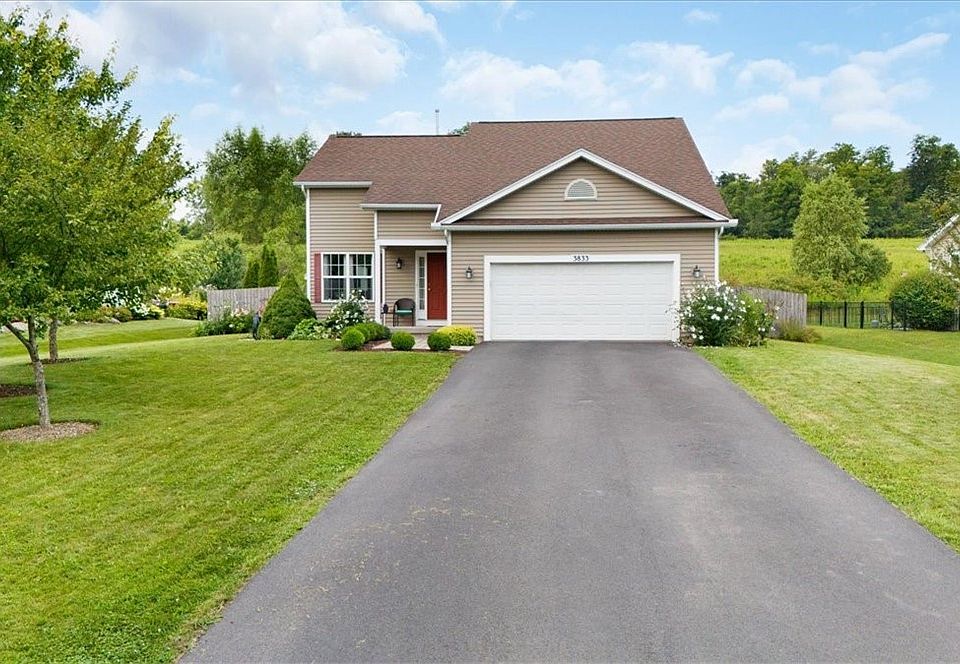 1st image of 3833 Teresa Dr