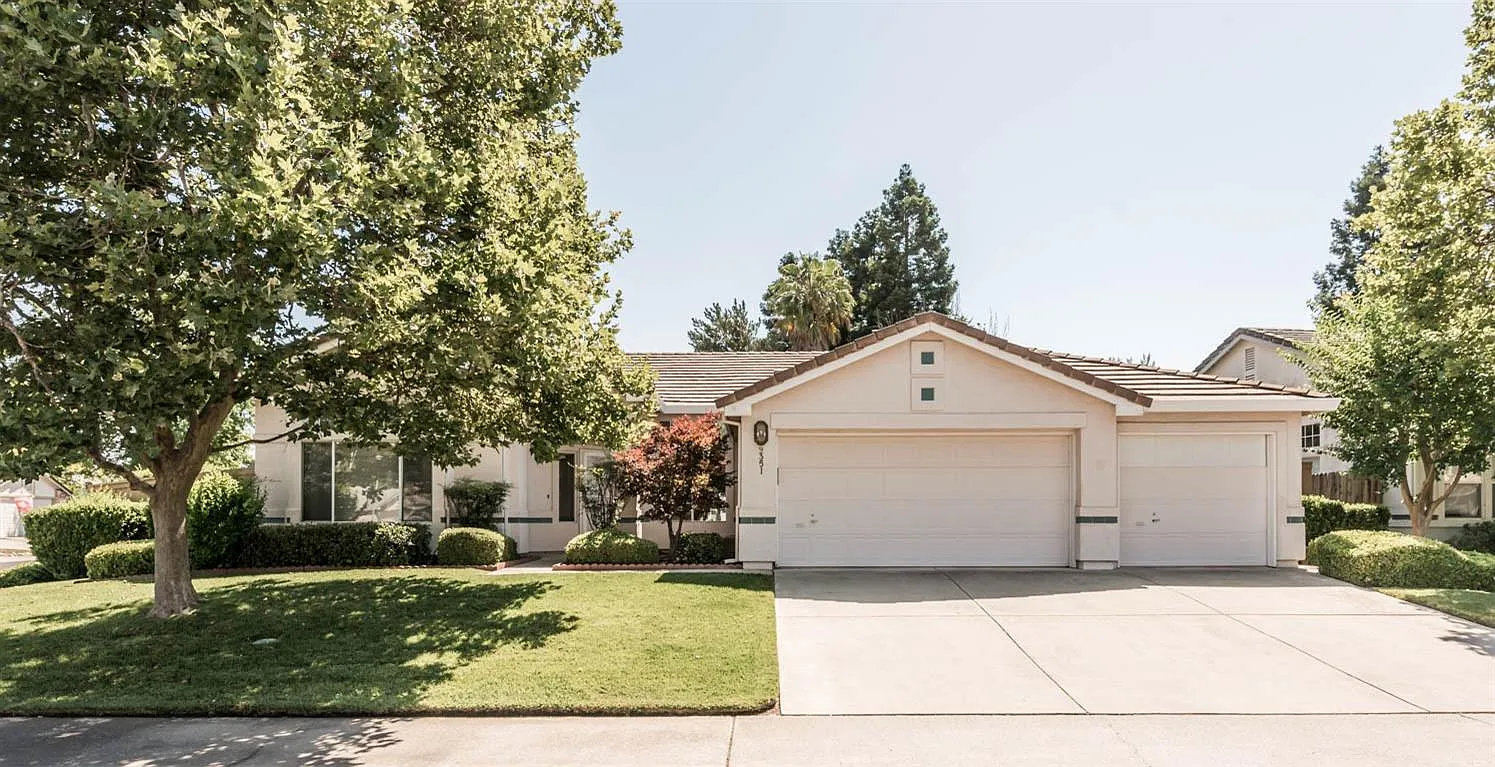 9351 Ringe Cir photo 1