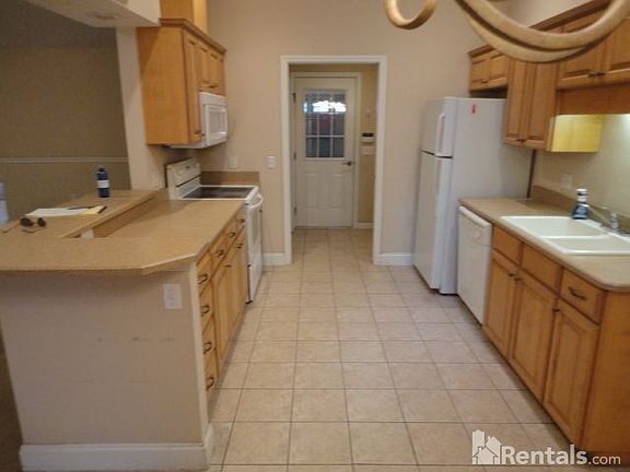 4th image of 25229 SW 15th Ave