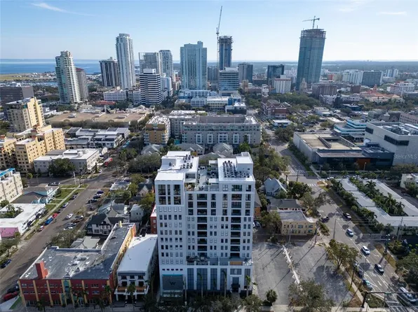 226 5th Ave N APT 706, Saint Petersburg, FL 33701