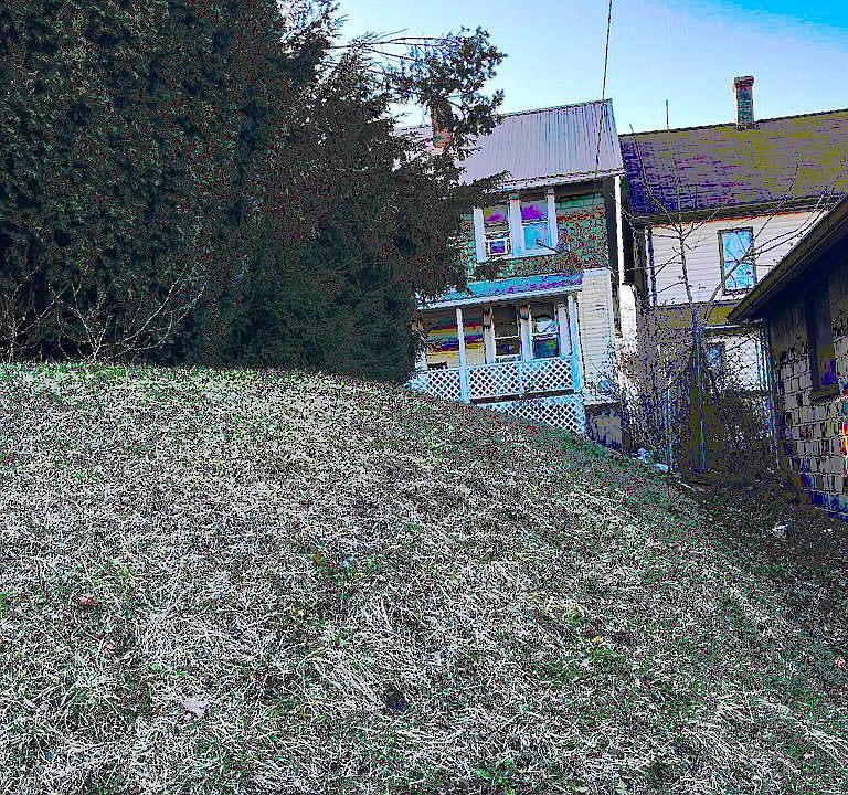 2nd image of 421 Beech Ave