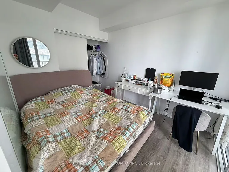 42 Charles St E #4501 — Photo 7